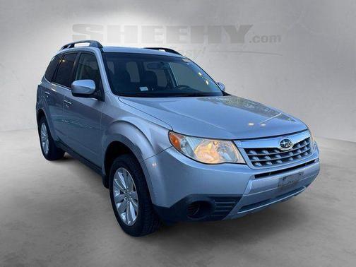 Ice Silver Metallic 2012 Subaru Forester 2.5X Premium