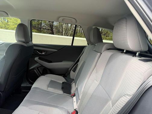 Magnetite Gray Metallic 2025 Subaru Outback Premium