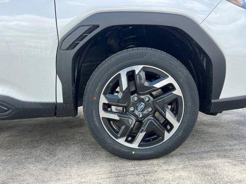 White Pearl 2026 Subaru Forester Hybrid Premium