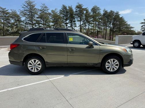 Green Metallic 2015 Subaru Outback 2.5i Premium