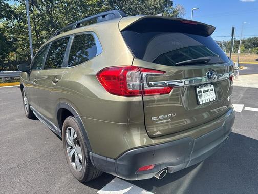 2024 Subaru Ascent Premium 7-Passenger