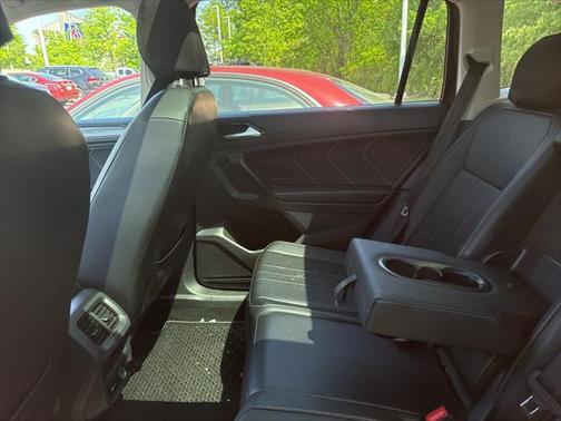 2022 Volkswagen Tiguan 2.0T SE 4MOTION