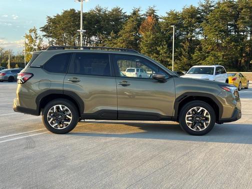 2025 Subaru Forester Premium