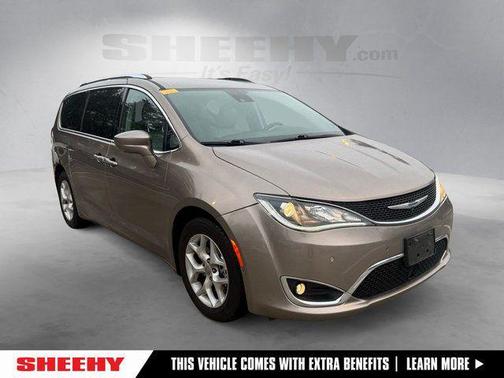 Molten Silver 2017 Chrysler Pacifica Touring-L