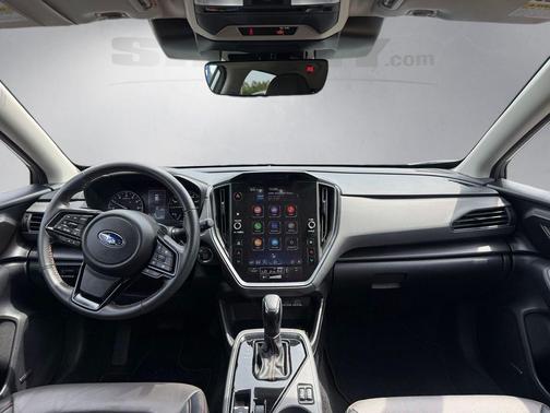 Crystal White Pearl 2024 Subaru Crosstrek Limited