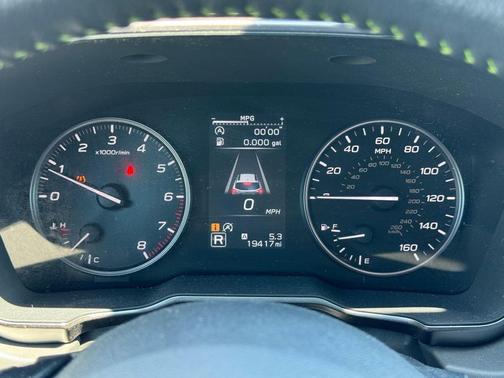 Ice Silver Metallic 2025 Subaru Outback Onyx Edition