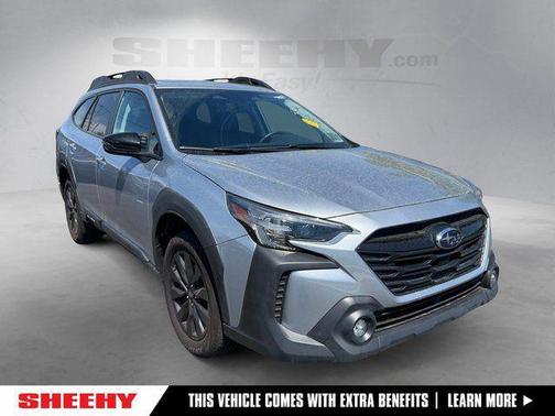 Ice Silver Metallic 2025 Subaru Outback Onyx Edition