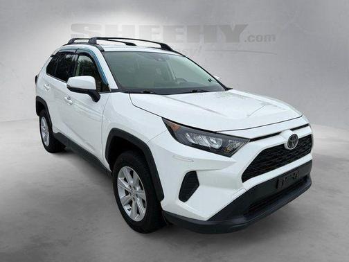Super White 2020 Toyota RAV4 LE