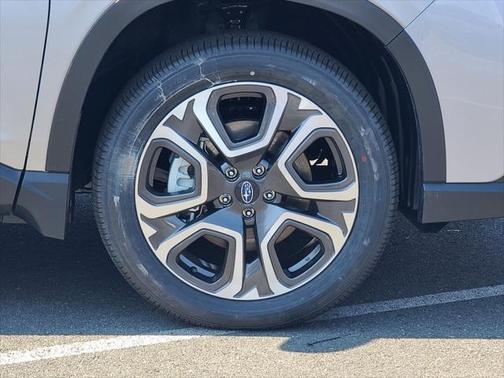 2025 Subaru Ascent Limited 8-Passenger