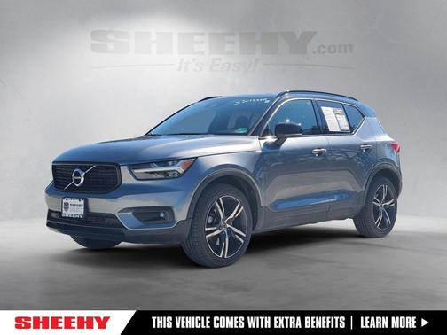 2019 Volvo XC40 T5 R-Design
