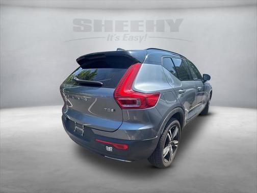 2019 Volvo XC40 T5 R-Design