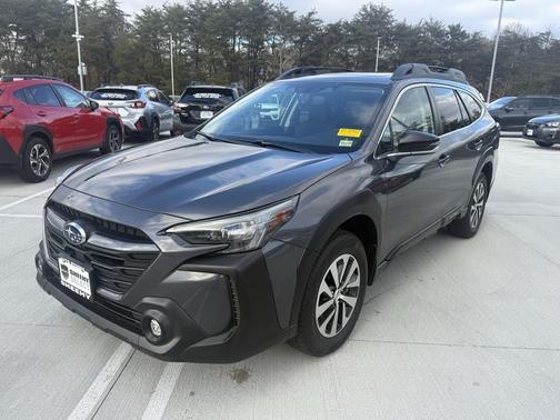 2023 Subaru Outback Premium