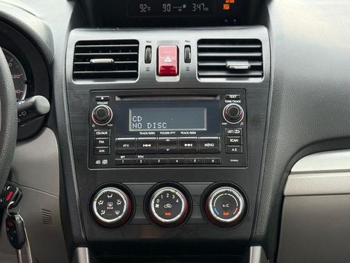 Jasmine Green Metallic 2014 Subaru Forester 2.5i