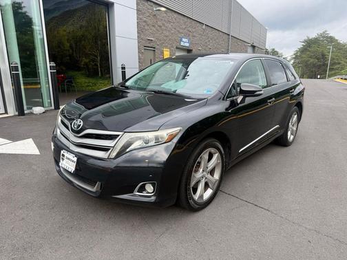 Attitude Black 2014 Toyota Venza Limited