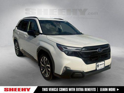 Crystal White Pearl 2025 Subaru Forester Touring