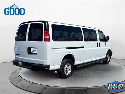 2022 Chevrolet Express 3500 LS