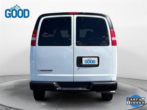 2022 Chevrolet Express 3500 LS