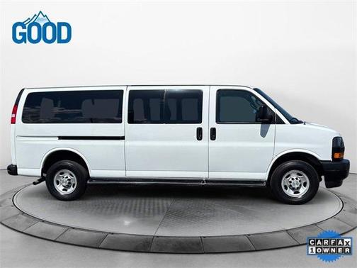2022 Chevrolet Express 3500 LS