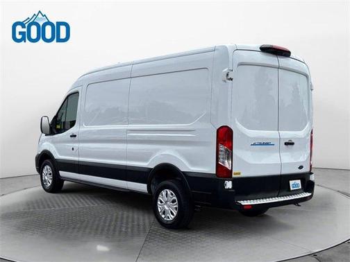 2022 Ford E-Transit Base