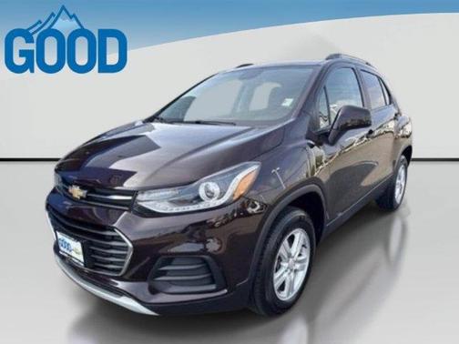Black Cherry Metallic 2022 Chevrolet Trax LT
