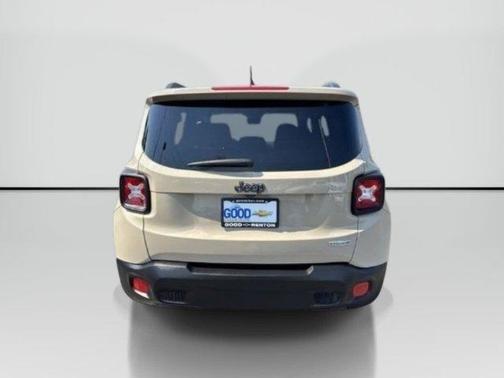Mojave / Sand 2016 Jeep Renegade Latitude