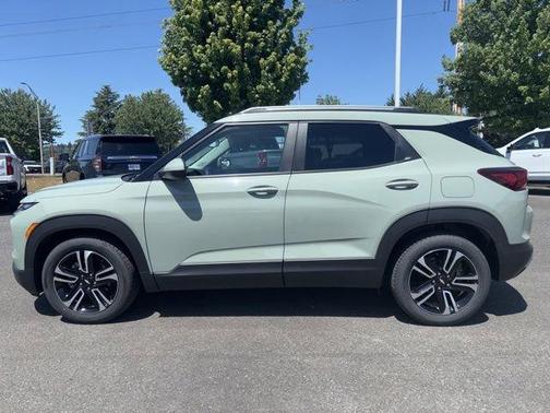 Green 2025 Chevrolet Trailblazer LT