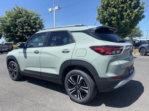Green 2025 Chevrolet Trailblazer LT