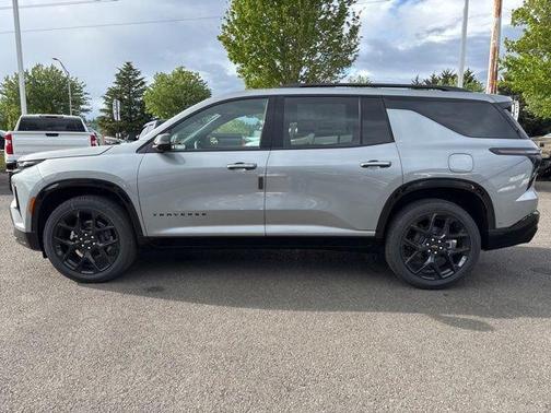 Sterling Gray Metallic 2026 Chevrolet Traverse RS