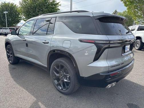 Sterling Gray Metallic 2026 Chevrolet Traverse RS