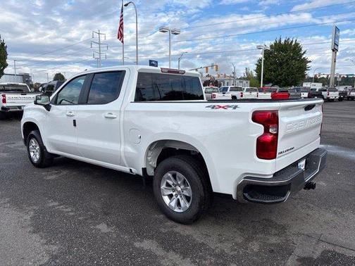 Summit White 2026 Chevrolet Silverado 1500 LT