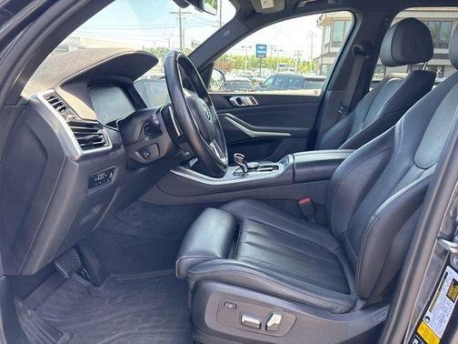 Gray 2022 BMW X5 xDrive40i