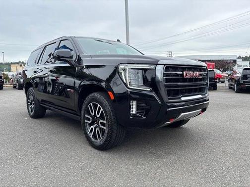 Onyx Black 2024 GMC Yukon AT4