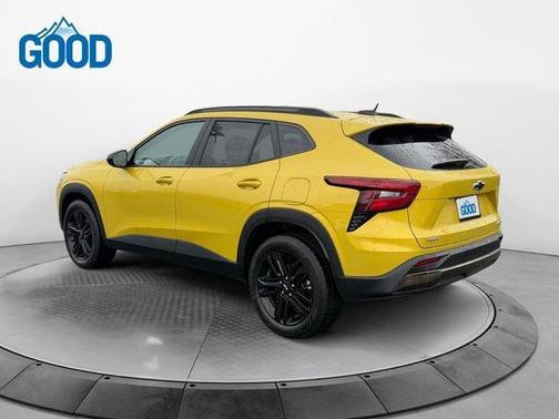 Nitro Yellow 2025 Chevrolet Trax ACTIV