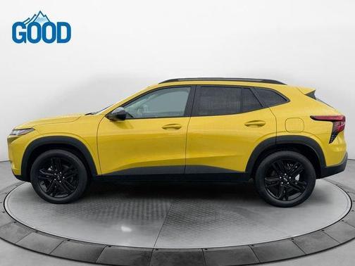 Nitro Yellow 2025 Chevrolet Trax ACTIV