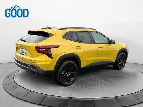 Nitro Yellow 2025 Chevrolet Trax ACTIV