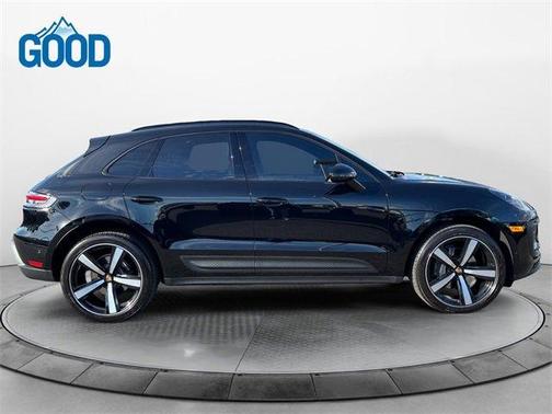 2022 Porsche Macan Base