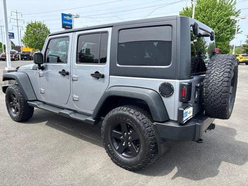 Billet Silver Metallic Clearcoat 2016 Jeep Wrangler Unlimited Sport