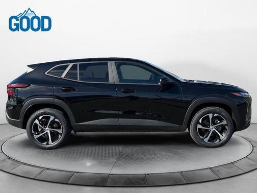 Mosaic Black Metallic 2026 Chevrolet Trax 1RS