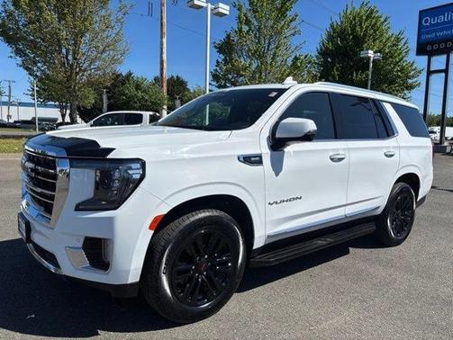 White 2024 GMC Yukon SLT