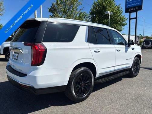 White 2024 GMC Yukon SLT