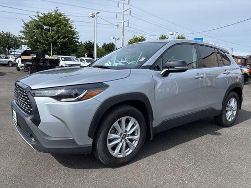 Silver 2025 Toyota Corolla Cross LE