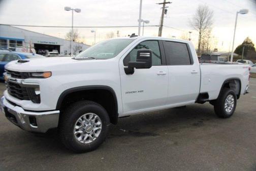 2025 Chevrolet Silverado 3500 LT