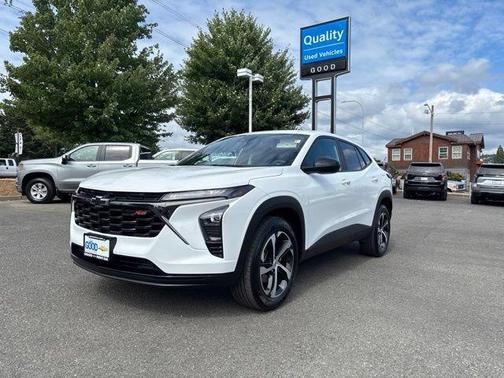 Summit White 2024 Chevrolet Trax 1RS