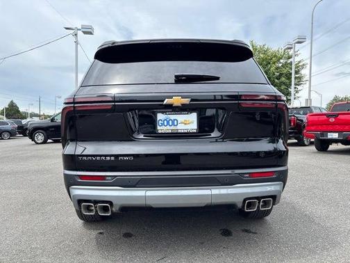 Mosaic Black Metallic 2026 Chevrolet Traverse LT