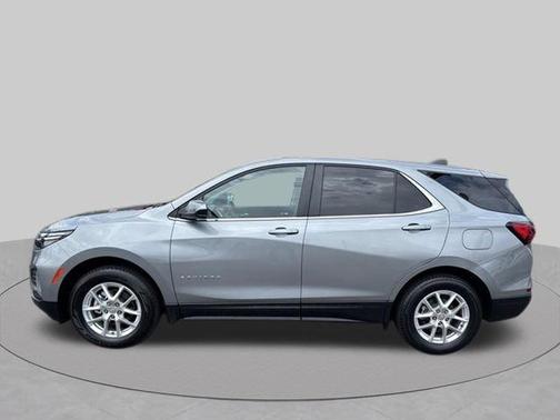 Sterling Gray Metallic 2024 Chevrolet Equinox LT