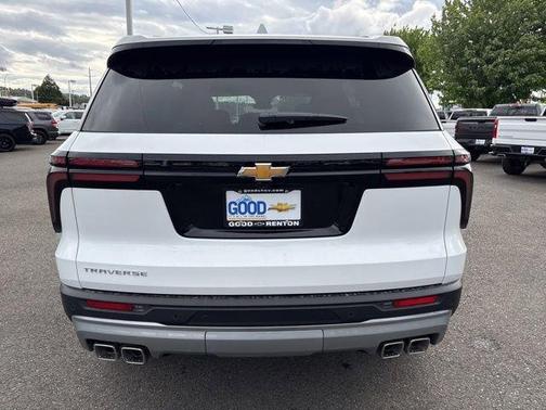 Summit White 2026 Chevrolet Traverse LT