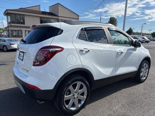 Summit White 2018 Buick Encore Essence