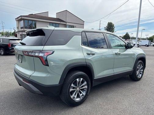Green 2026 Chevrolet Equinox LT