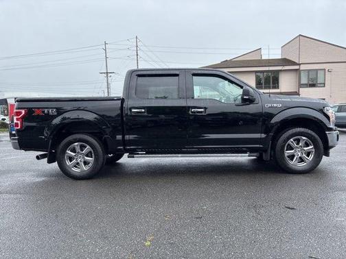 White 2018 Ford F-150 XLT