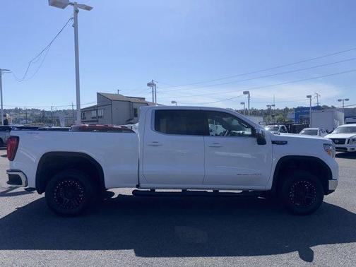 White 2019 GMC Sierra 1500 SLE